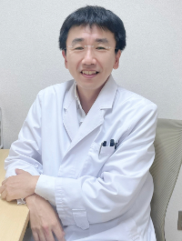 安本医師